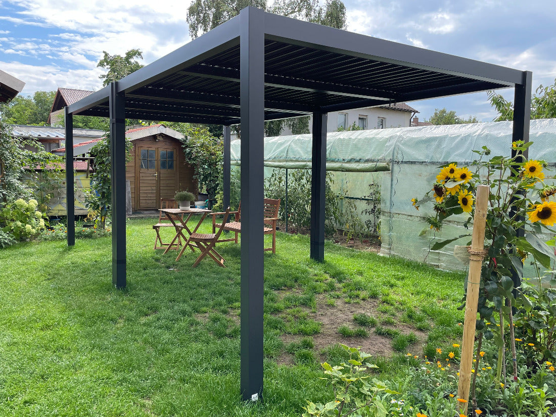 Pergola-Pavillon mit Lamellendach 3m x 3m